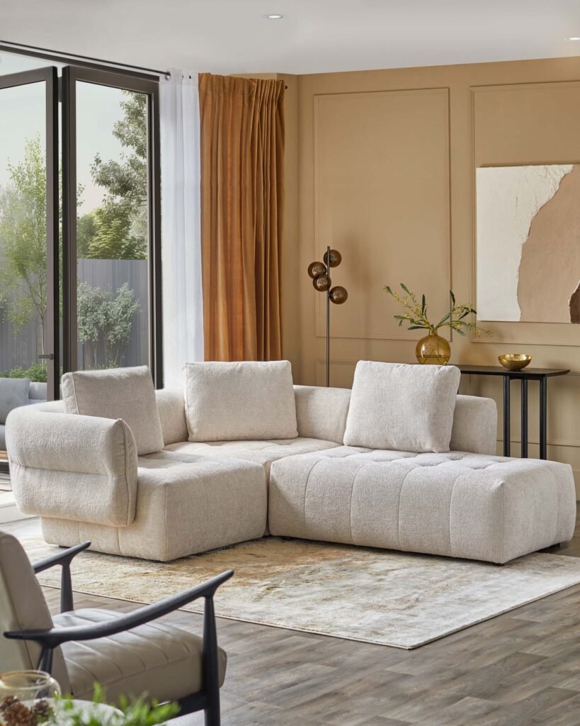 Lillian natural weave right Dusk England hand small corner chaise sofa Front