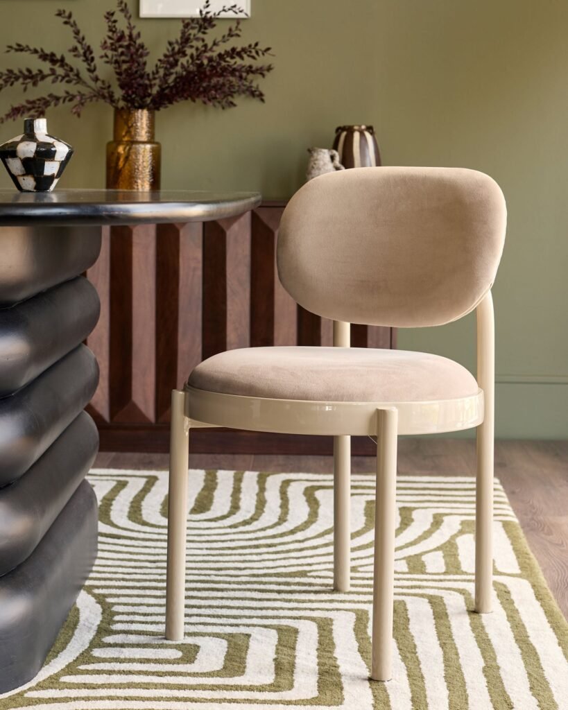 Dusk Scotland Blake champagne velvet with natural metal dining chair - set of 2 Front