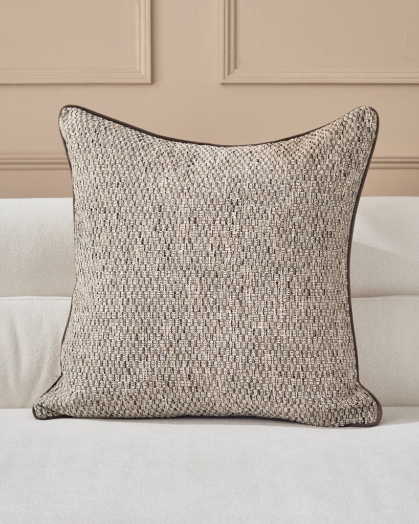 Fabian natural Dusk England large cushion Front