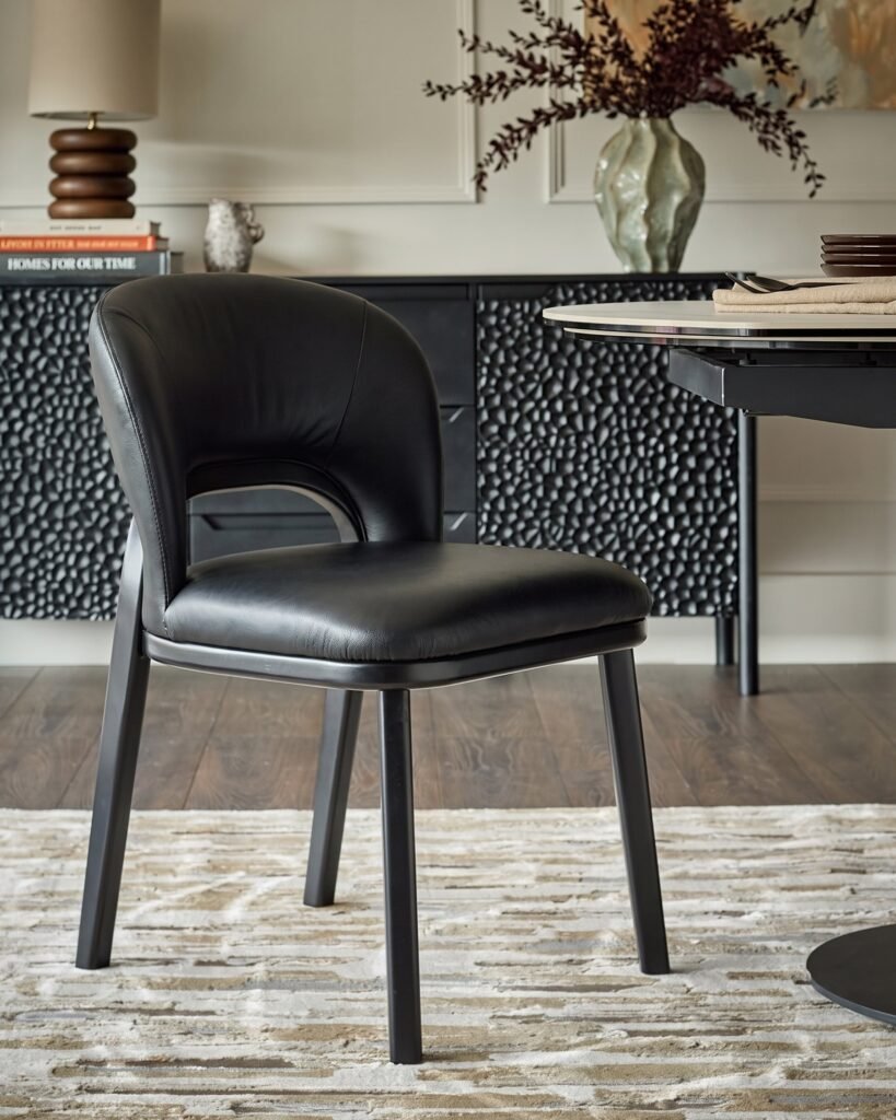 Dusk Scotland Fio black leather dining chair - set of 2 Front