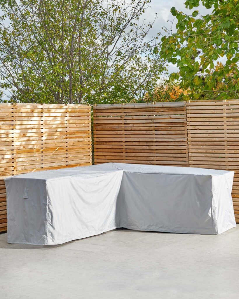 Large garden Dusk furniture cover Front