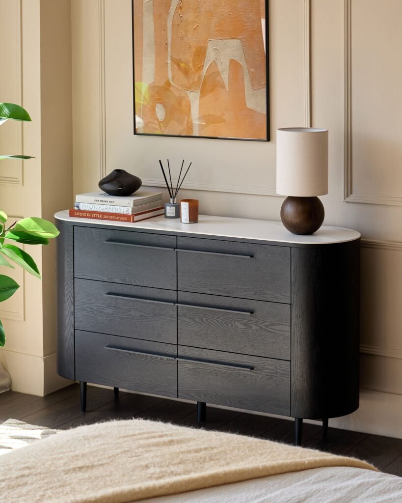 Dusk Manhattan white ceramic chest of drawers Front