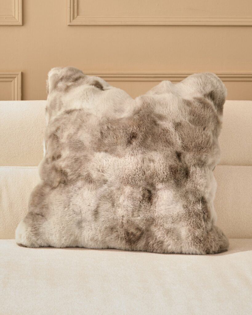 Nova natural large cushion – Dusk England Front