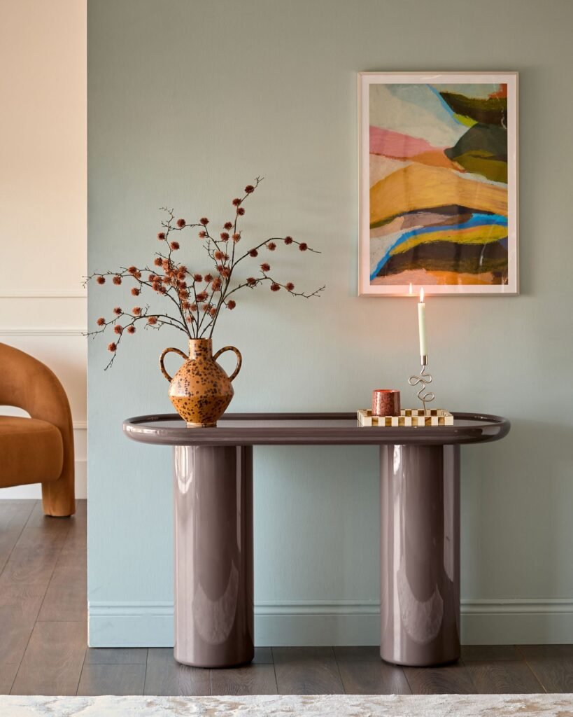 Siravo bronzed mirror with Dusk England mocha gloss console table Front