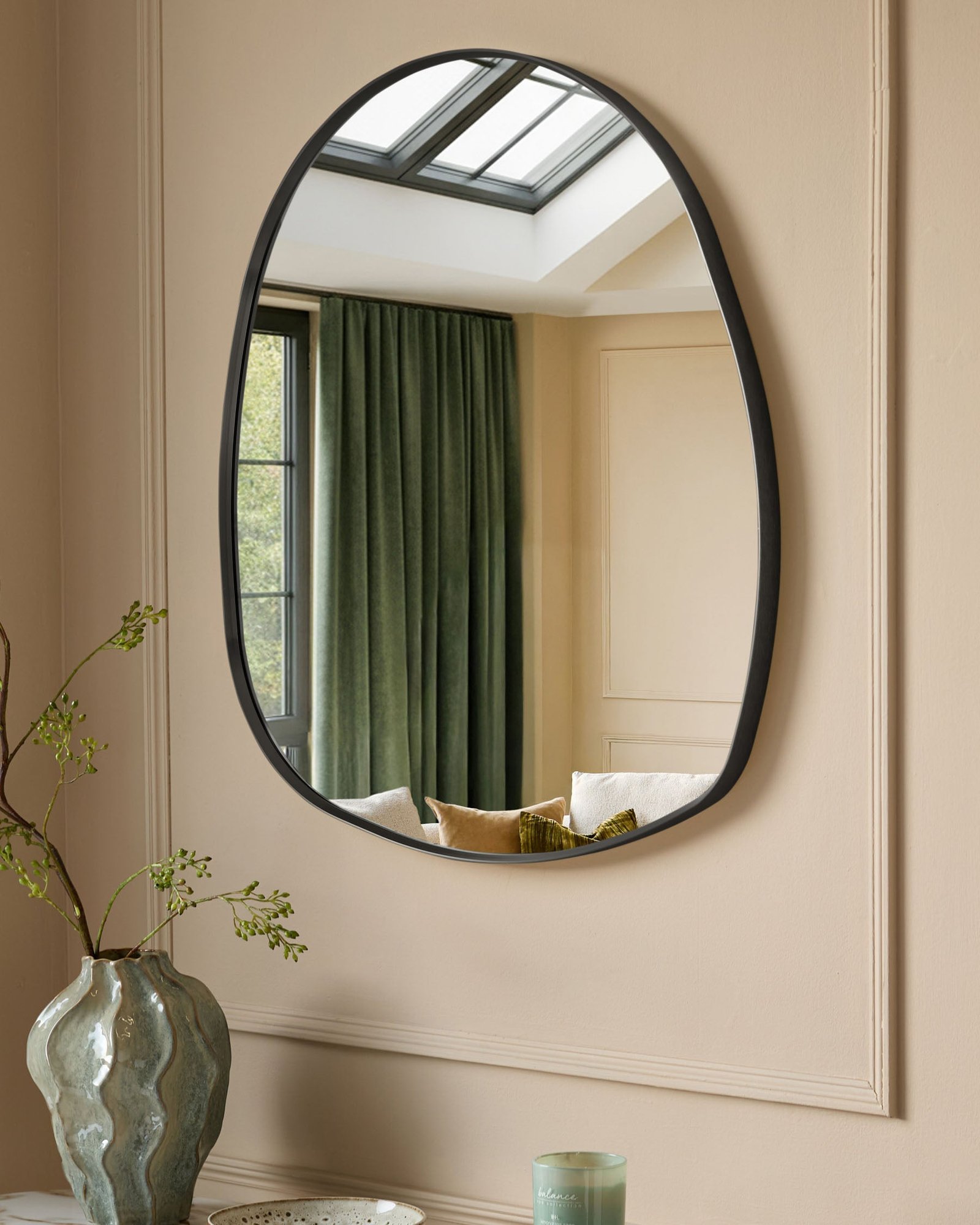 Dusk Caspian black pebble wall mirror Front