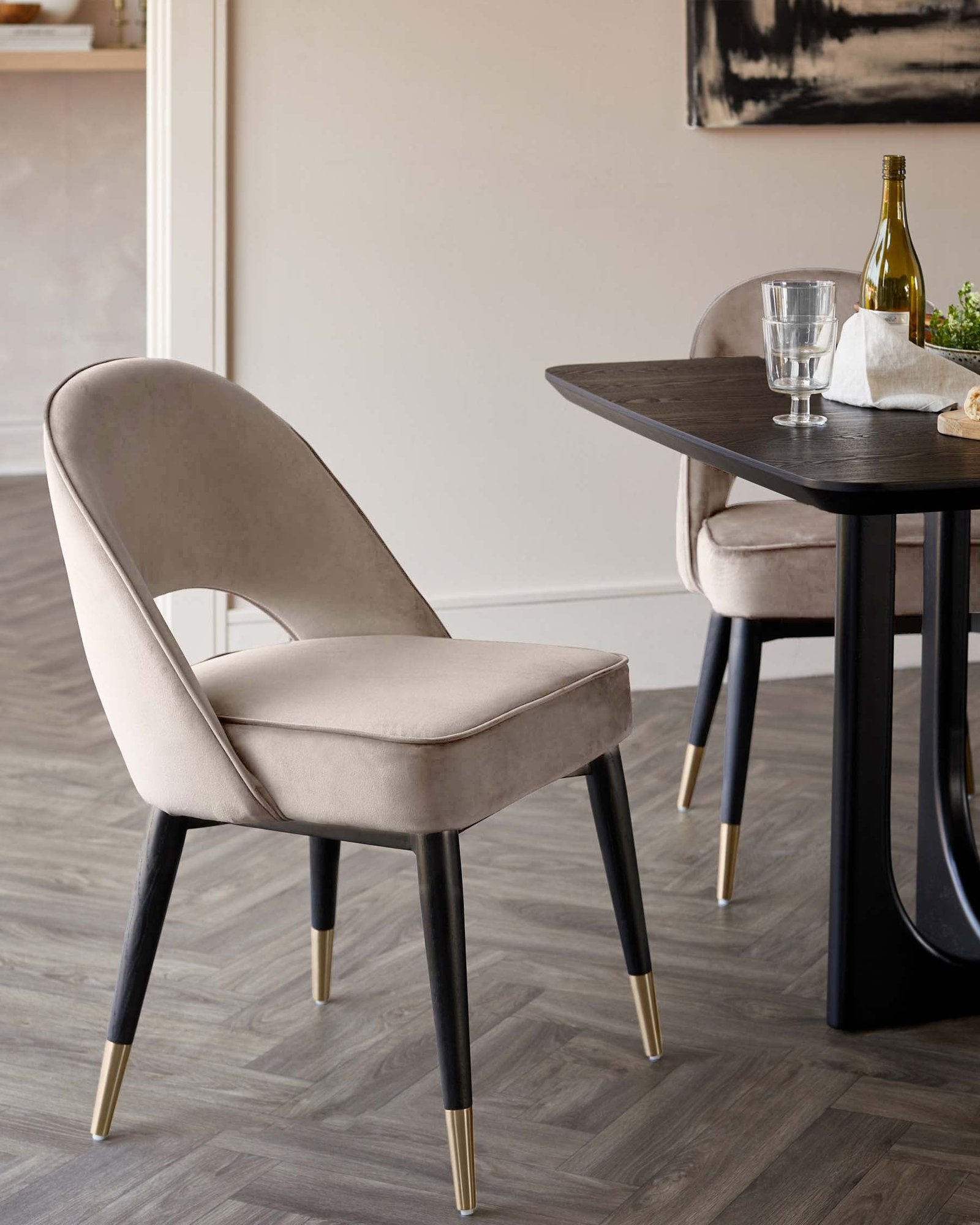 Dusk Clover Champagne Velvet Dining Chair - set of 2 Front