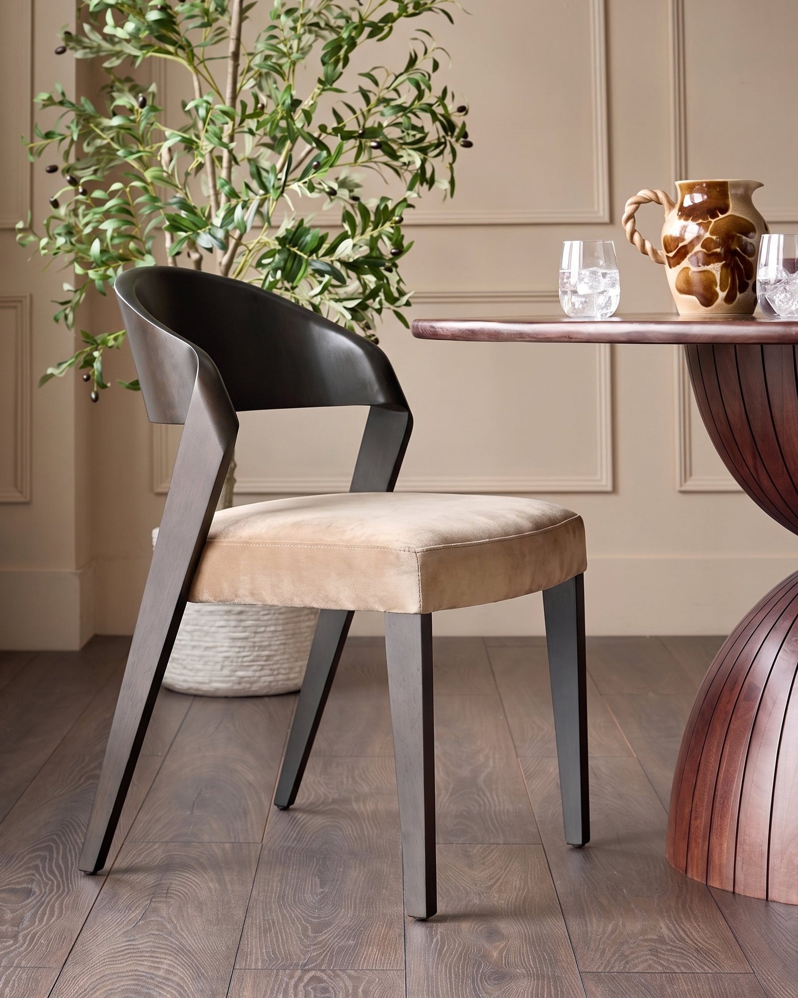 Dusk England Enzo champagne velvet dining chair - set of 2 Front