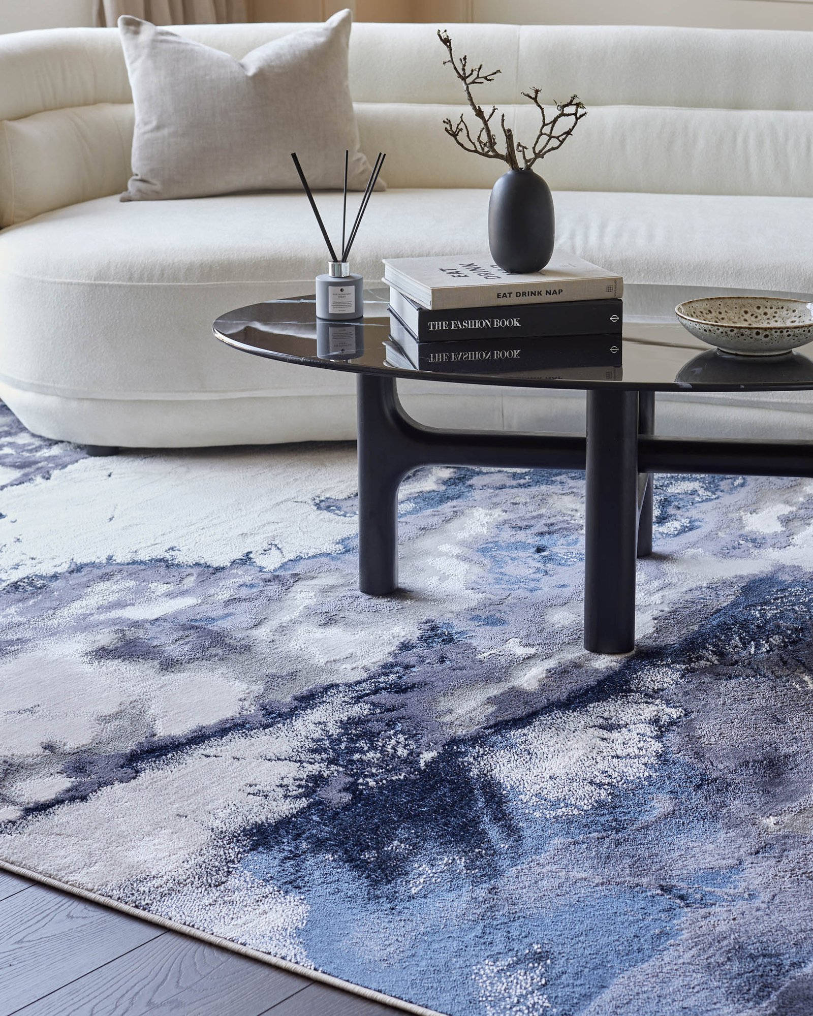Dusk Perla dark navy textured medium rug Back