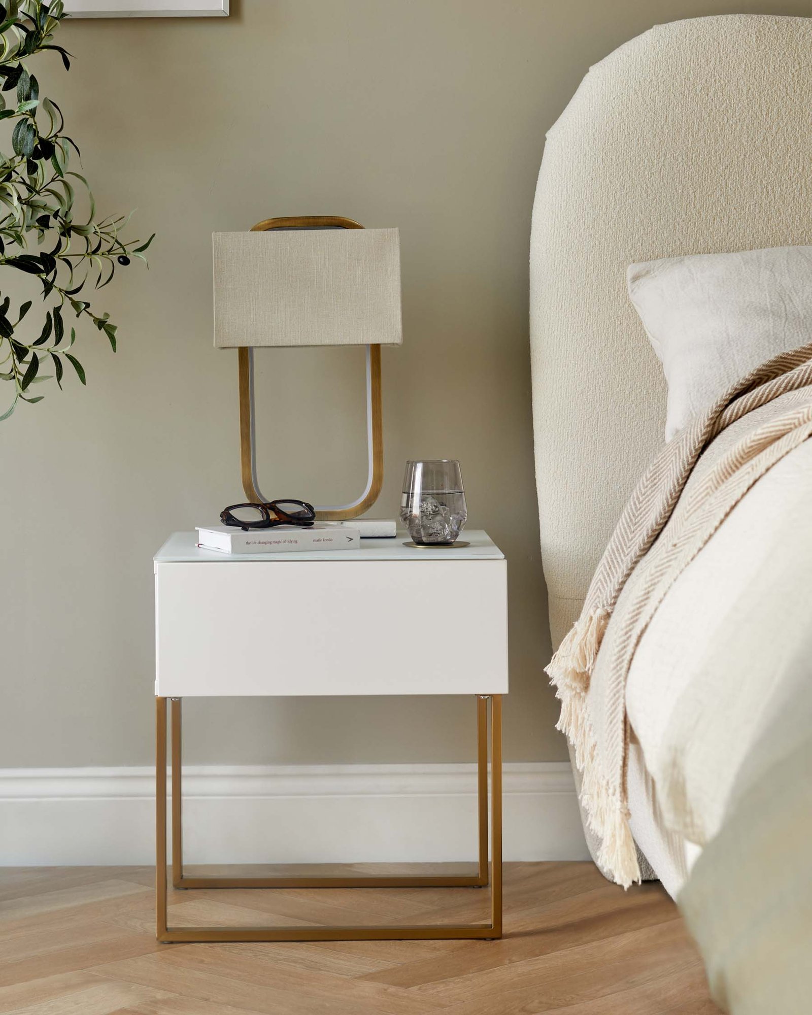 Dusk Scotland Benton Single Drawer White Bedside Table Front