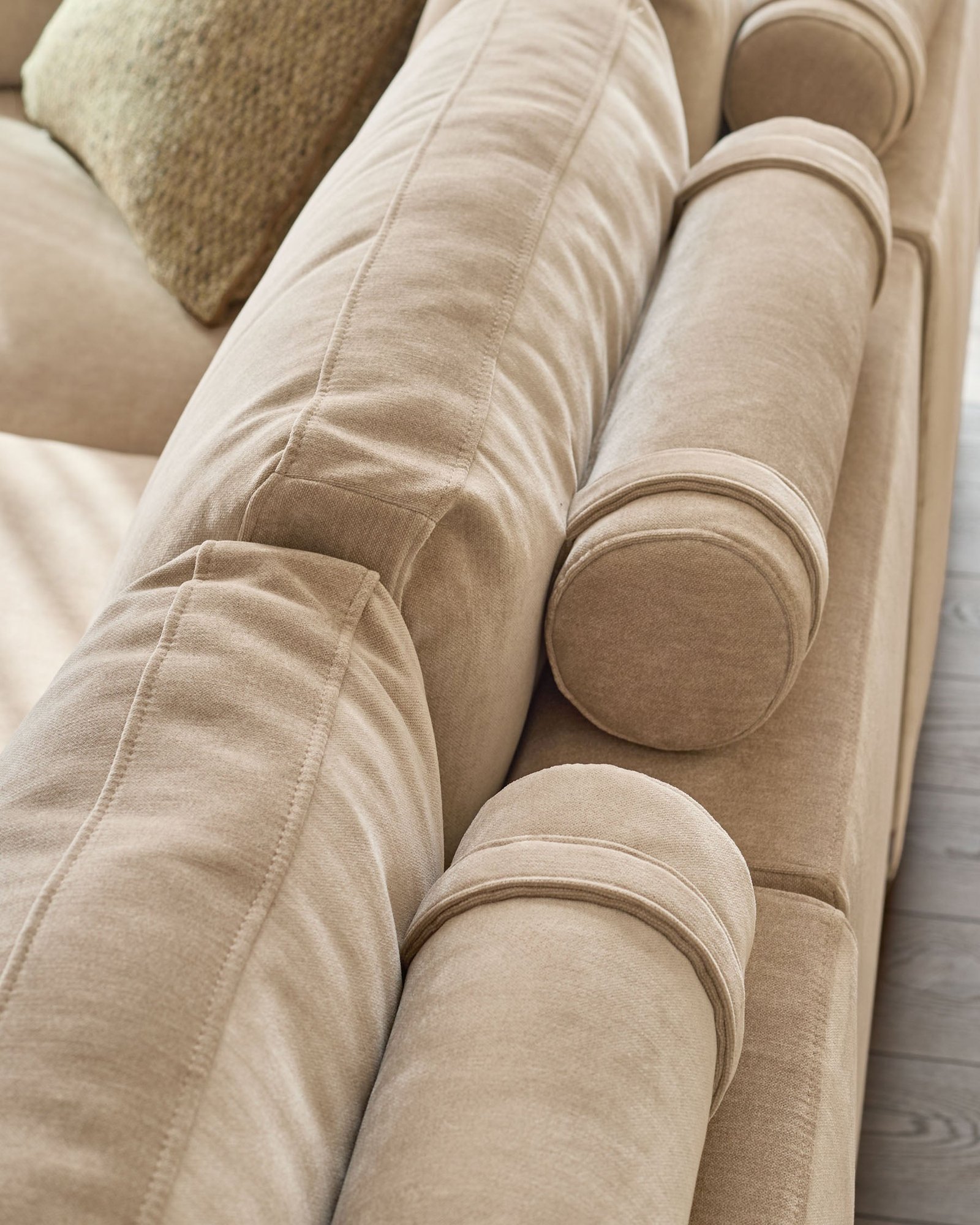 Eden champagne chenille left Dusk hand small chaise sofa Side