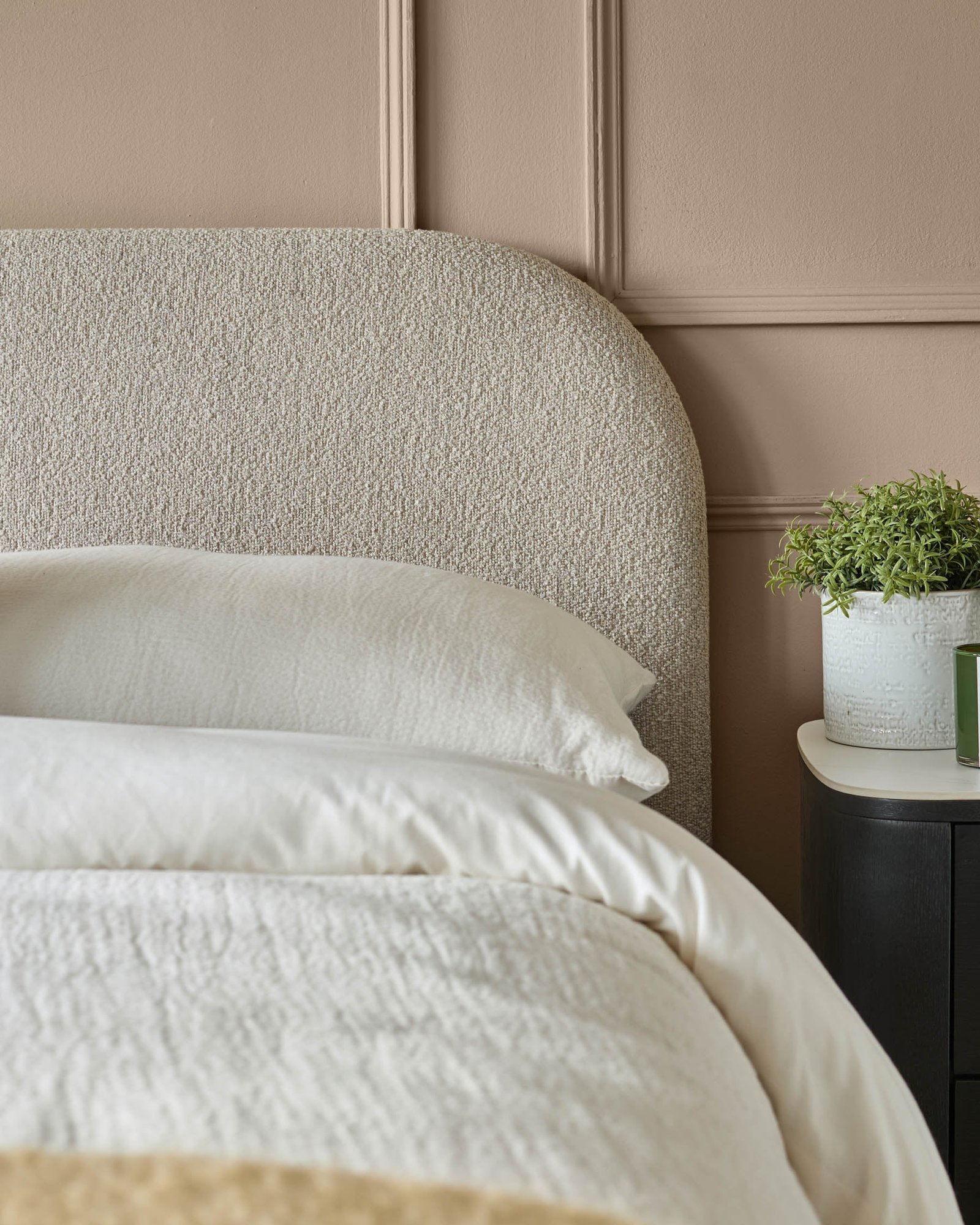 Hampton natural soft boucle double bed – Dusk England Side