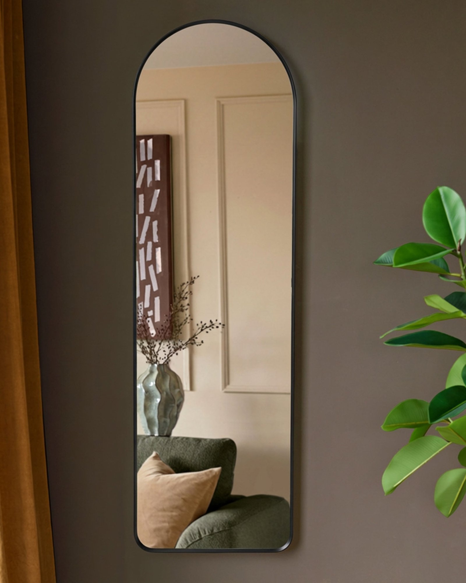 Yannis black arch wall mirror – Dusk England Front